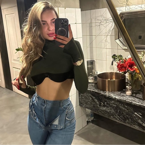 New Green & Black Top Bra size XS/S pole dance / club night - Picture 3 of 10